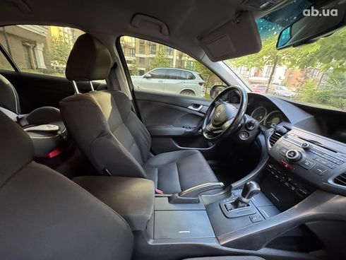 Honda Accord 2012 черный - фото 11