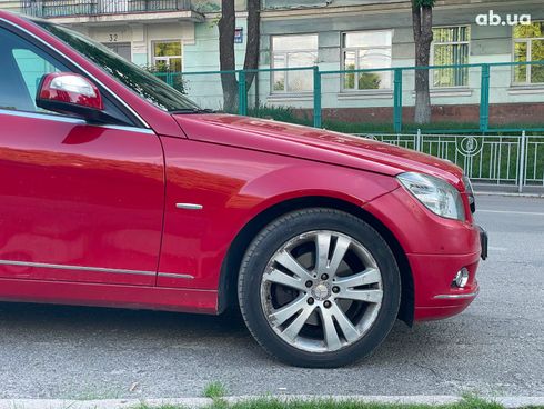 Mercedes-Benz C-Класс 2007 красный - фото 4