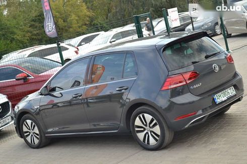 Volkswagen e-Golf 2020 - фото 20