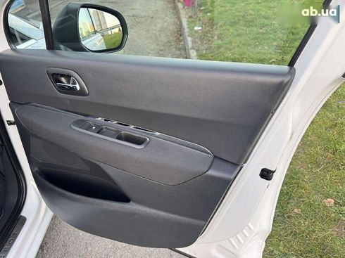 Peugeot 5008 2016 - фото 21