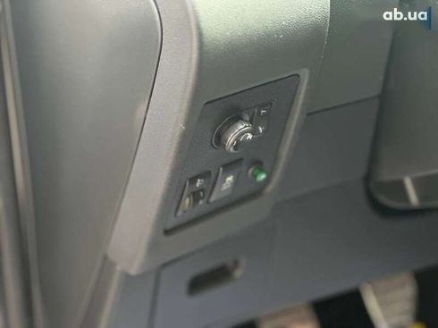 Nissan Qashqai 2010 - фото 13