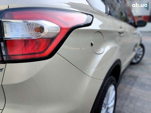 Ford Escape 2016 - фото 19