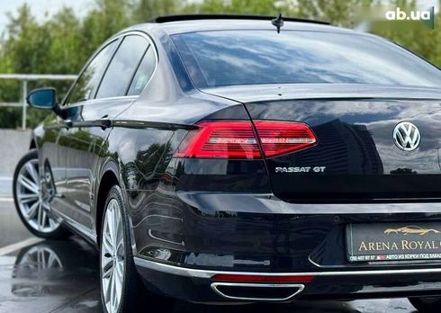 Volkswagen Passat 2018 - фото 11