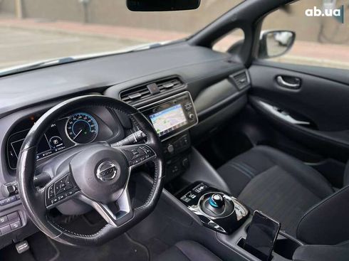 Nissan Leaf 2018 - фото 17