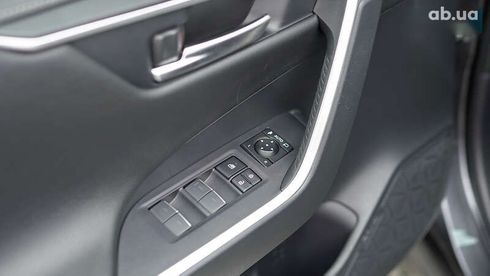 Toyota RAV4 2024 - фото 17