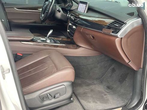 BMW X5 2016 - фото 11