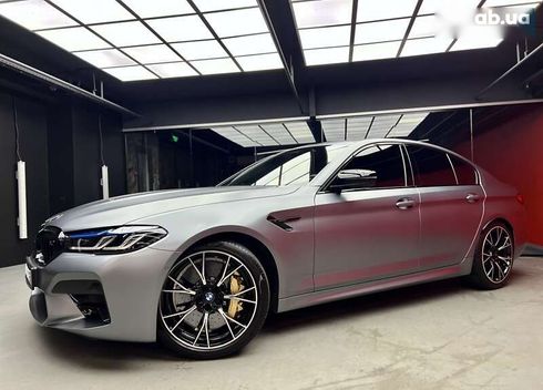 BMW M5 2020 - фото 6