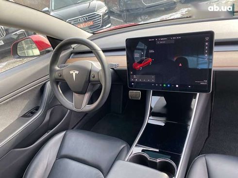 Tesla Model 3 2019 - фото 11