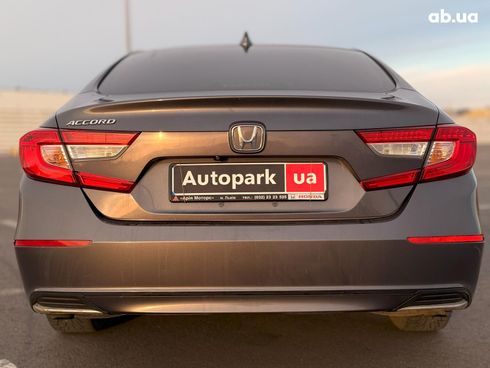 Honda Accord 2018 серый - фото 16