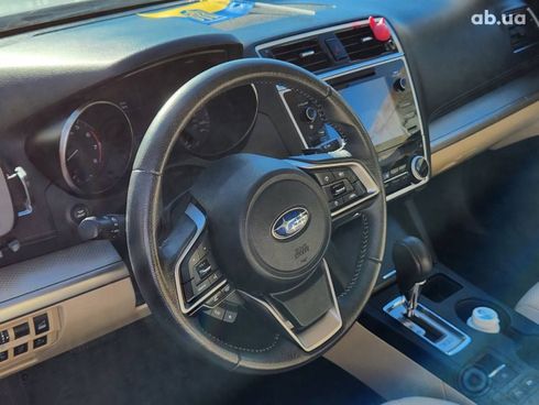 Subaru Outback 2019 белый - фото 4