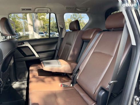 Toyota Land Cruiser Prado 2020 - фото 21