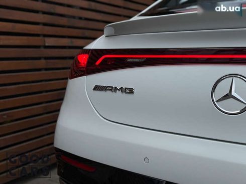 Mercedes-Benz EQE-Класс 2023 - фото 13