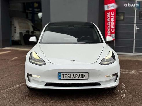 Tesla Model 3 2022 - фото 3