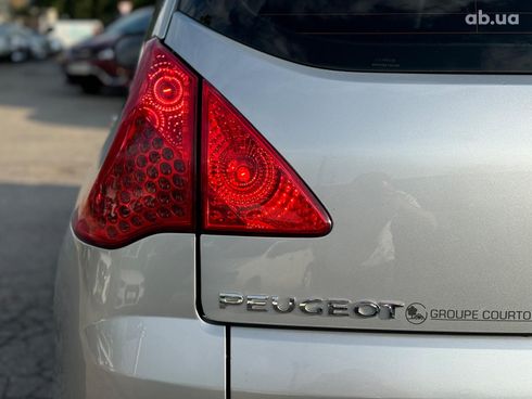 Peugeot 3008 2012 серый - фото 12