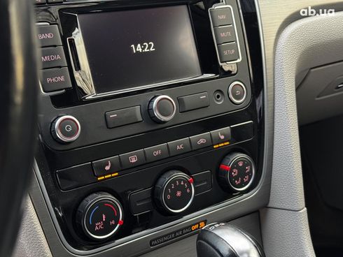 Volkswagen Passat 2013 серый - фото 19