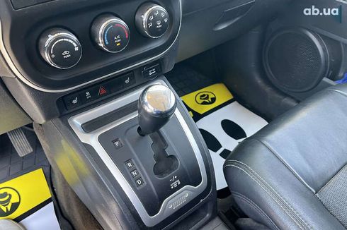 Jeep Compass 2013 - фото 14