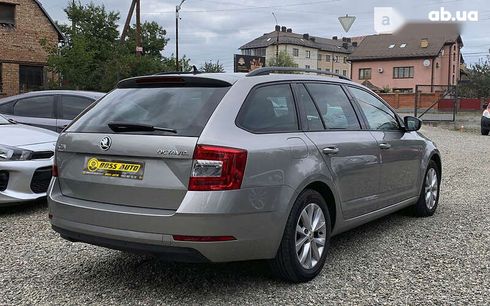 Skoda Octavia 2019 - фото 6