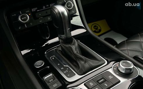 Volkswagen Touareg 2018 - фото 14