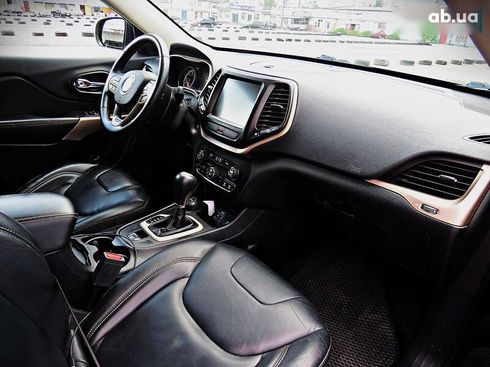 Jeep Cherokee 2017 - фото 25
