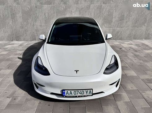 Tesla Model 3 2021 - фото 12