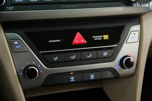 Hyundai Elantra 2017 - фото 14