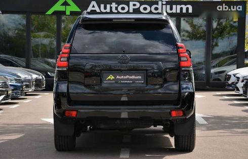 Toyota Land Cruiser Prado 2018 - фото 13