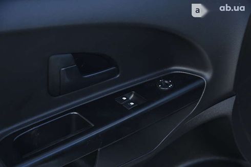 Kia Cee'd 2011 - фото 11