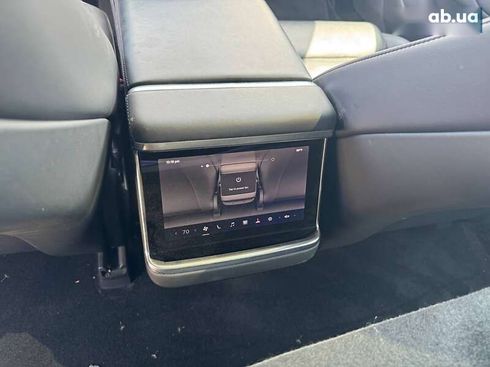 Tesla Model S 2021 - фото 11
