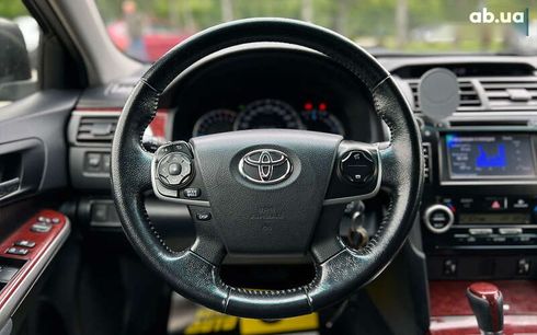 Toyota Camry 2014 - фото 13