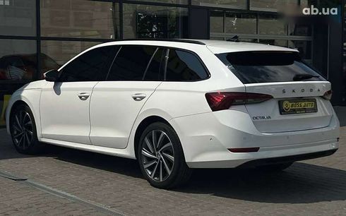 Skoda Octavia 2020 - фото 4