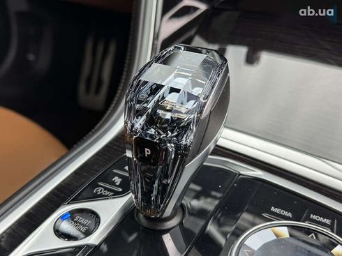 BMW 8 серия 2019 - фото 29