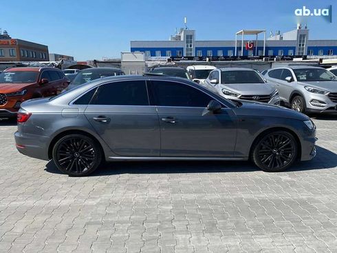 Audi A4 2016 - фото 15