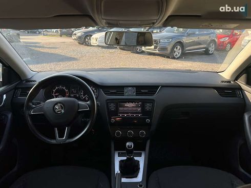 Skoda Octavia 2019 - фото 13