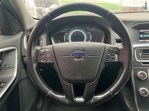 Volvo S60 2015 - фото 15