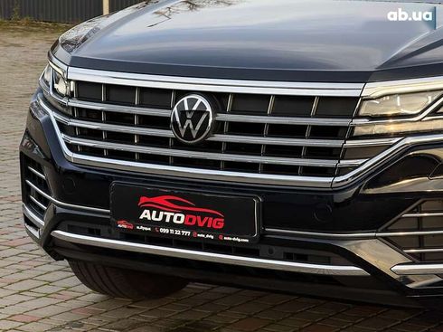 Volkswagen Touareg 2022 - фото 18