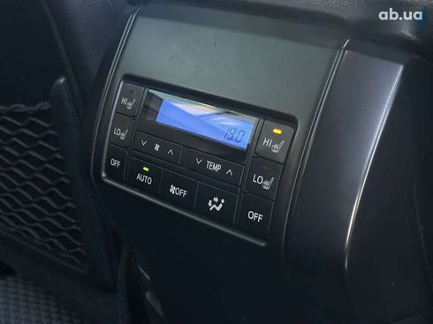 Toyota Land Cruiser Prado 2019 - фото 9