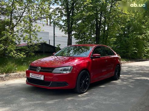 Volkswagen Jetta 2013 - фото 2