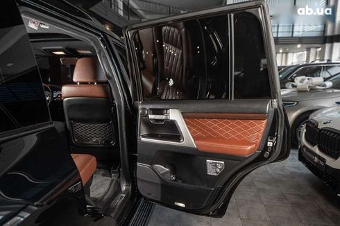 Toyota Land Cruiser 2018 - фото 27