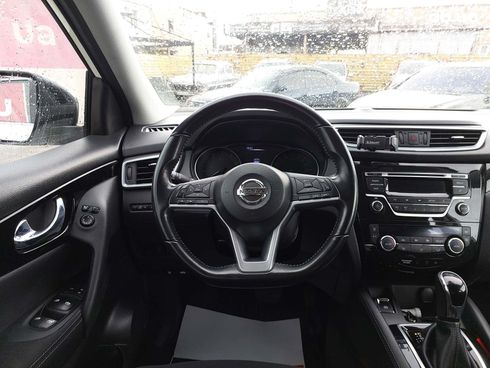 Nissan Qashqai 2018 белый - фото 25