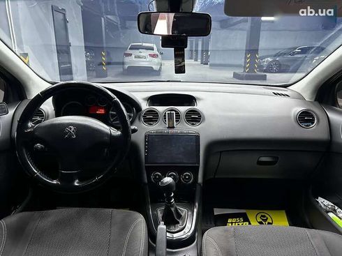 Peugeot 308 2010 - фото 9