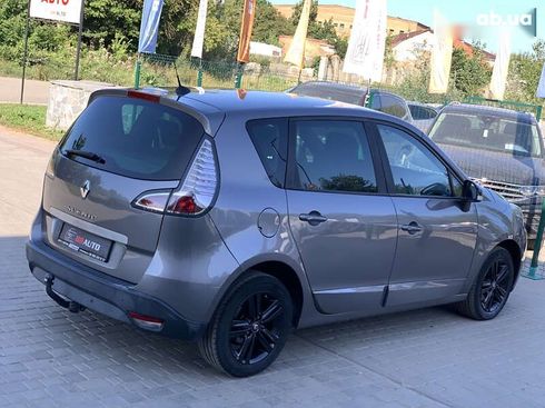 Renault Scenic 2015 - фото 16