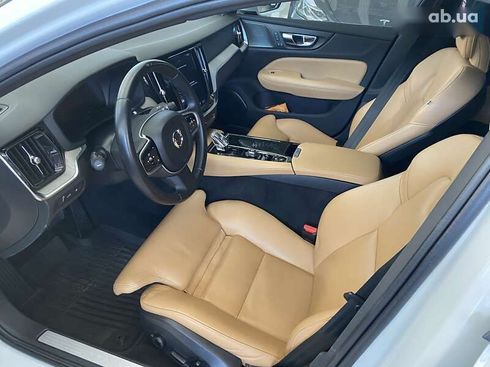 Volvo S60 2019 - фото 21
