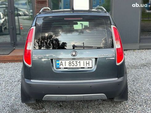Skoda Roomster 2014 - фото 23