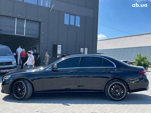 Mercedes-Benz E-Класс 2020 черный - фото 12