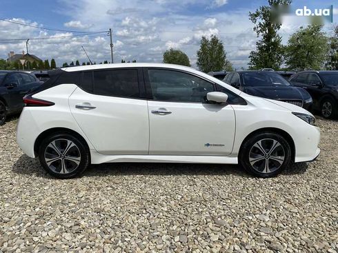 Nissan Leaf 2020 - фото 17