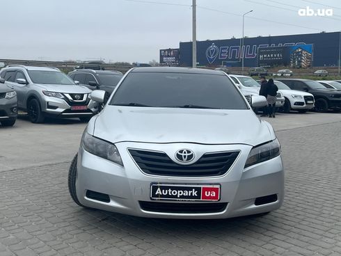 Toyota Camry 2008 серый - фото 12
