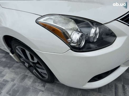 Nissan Altima 2010 - фото 12