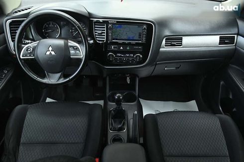 Mitsubishi Outlander 2013 - фото 27