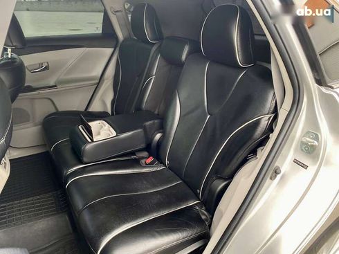Toyota Venza 2010 - фото 27