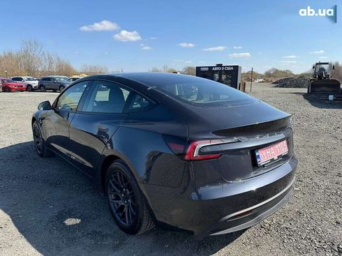 Tesla Model 3 2024 - фото 4
